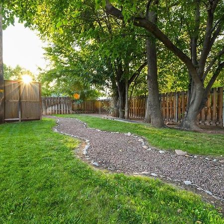 Charming 2 Bedroom Near Downtown - Rose Tree 1 Moab Exterior foto